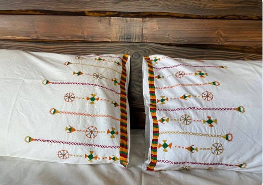 Egyptian cotton bedsheet set with handmade embroidery